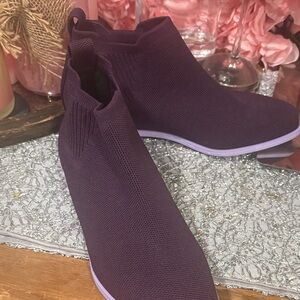 Elegant Knit Ankle Boots in Deep Purple